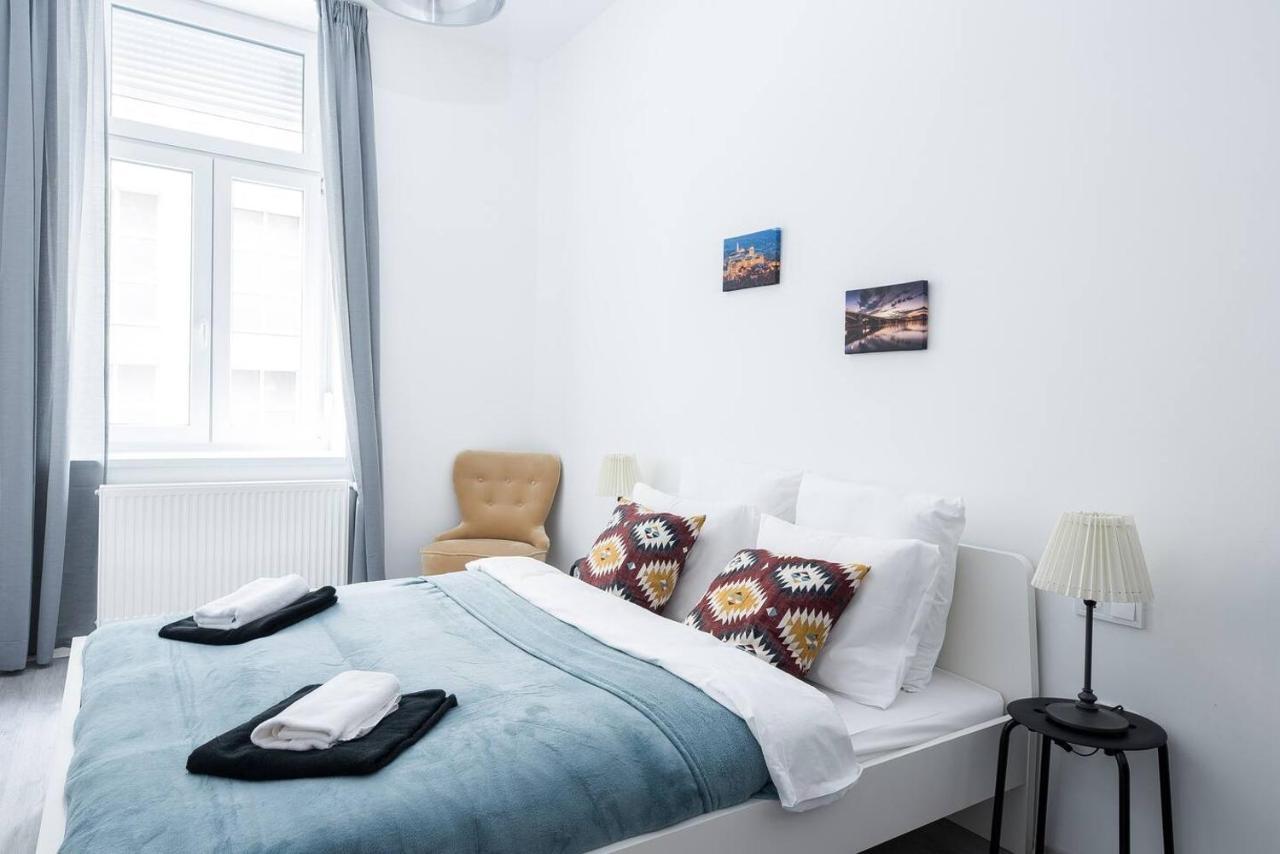 Central Brand New And Modern Apartment Budapeszt Zewnętrze zdjęcie