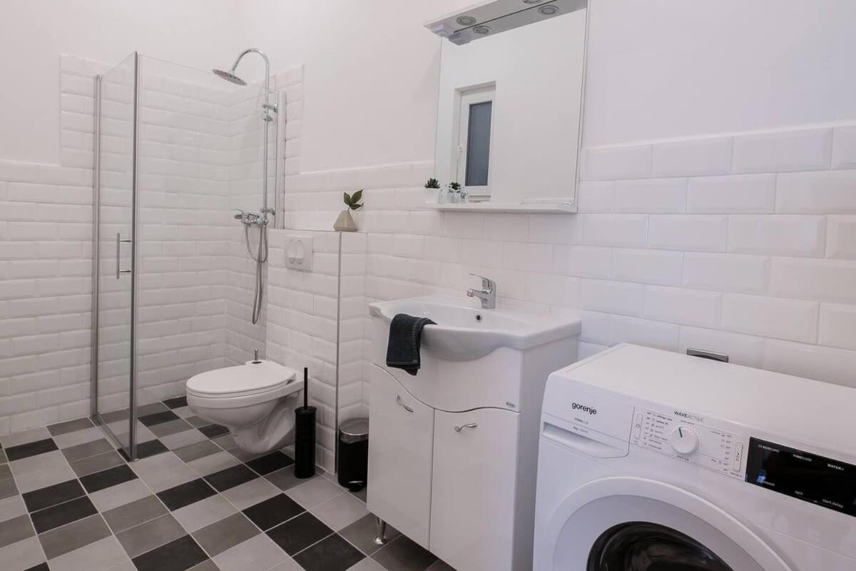 Central Brand New And Modern Apartment Budapeszt Zewnętrze zdjęcie