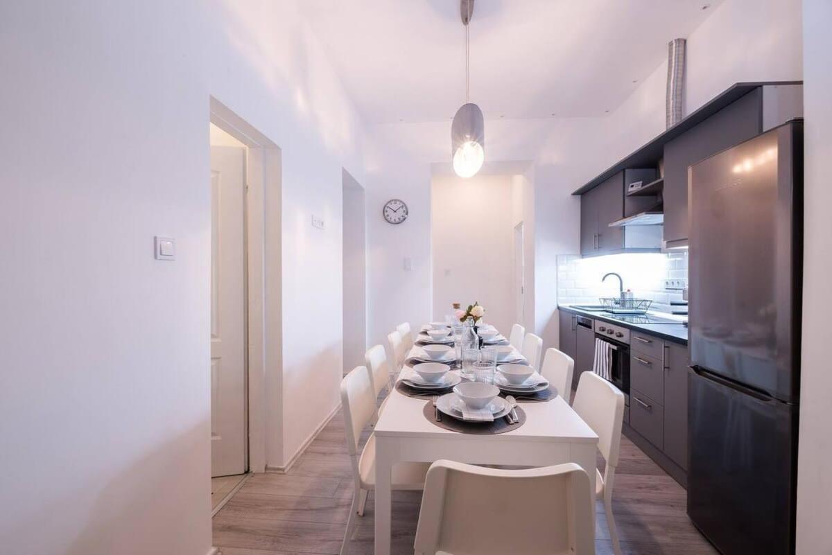 Central Brand New And Modern Apartment Budapeszt Zewnętrze zdjęcie