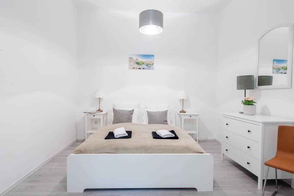 Central Brand New And Modern Apartment Budapeszt Zewnętrze zdjęcie
