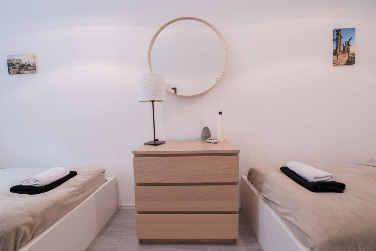 Central Brand New And Modern Apartment Budapeszt Zewnętrze zdjęcie