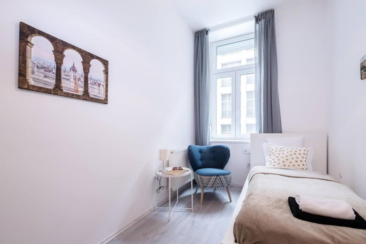 Central Brand New And Modern Apartment Budapeszt Zewnętrze zdjęcie